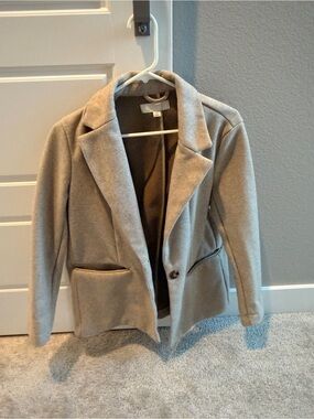 Zara Beige Single-Button Notch Lapel Blazer